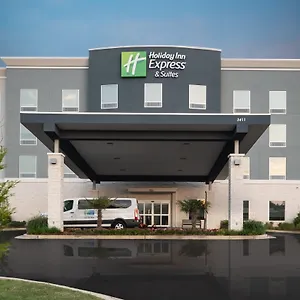 *** Hotel Express & Arpt Elvis Presley Blv By Ihg USA